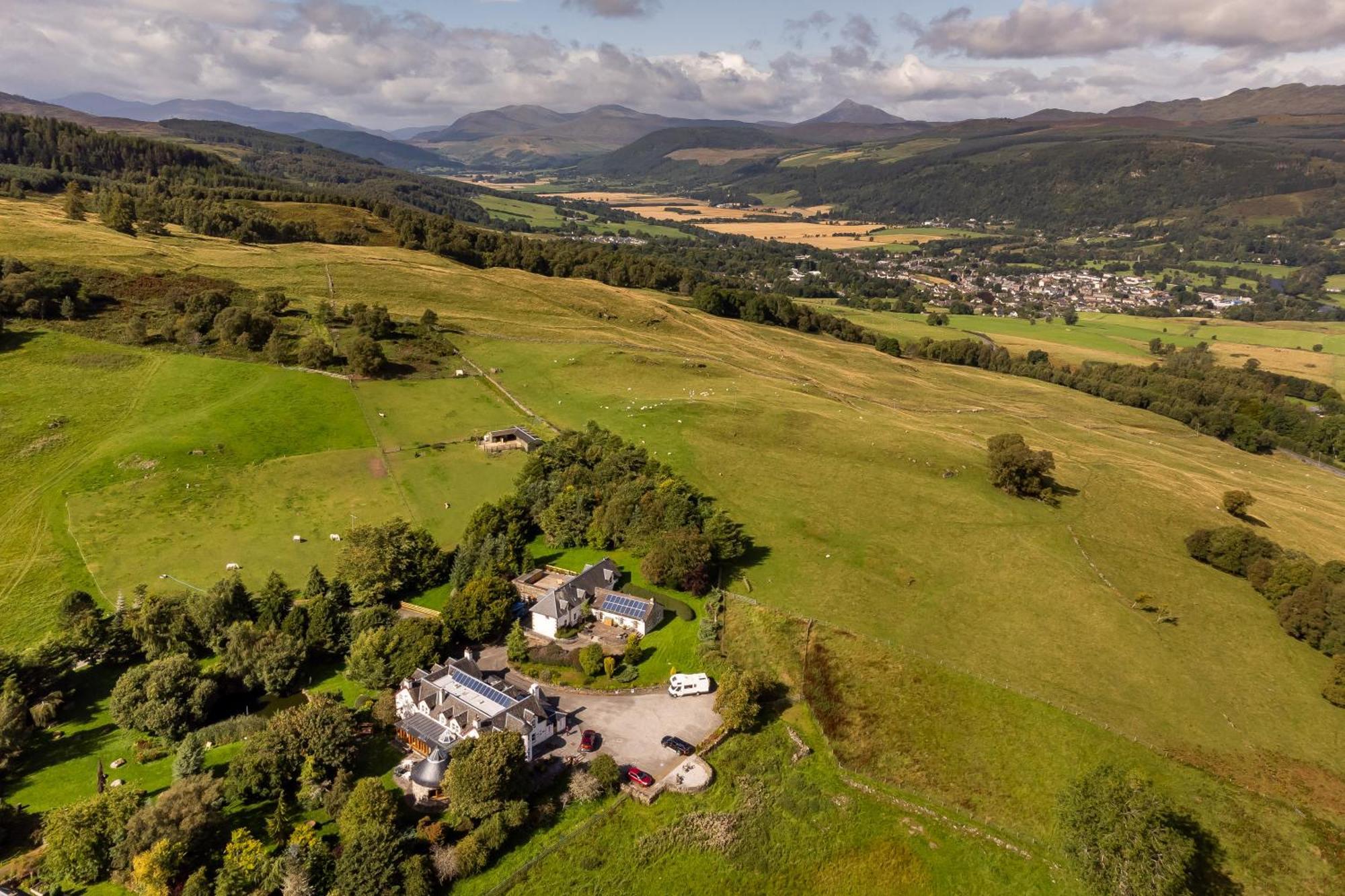 Errichel House And Cottages Aberfeldy Eksteriør bilde